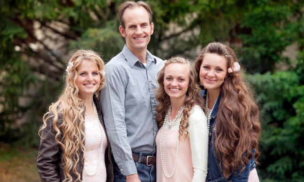 MHH43 Modern Mormon Polygamy Mormon Happy Hour Podcast